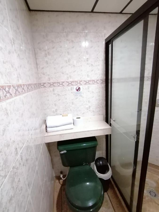 Hotel Golden Suite Pereira Ngoại thất bức ảnh
